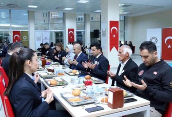Mardin'de emniyet mensupları iftarda buluştu