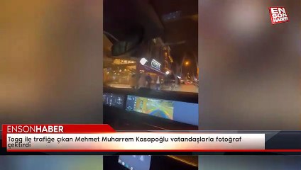 Togg ile trafiğe çıkan Mehmet Muharrem Kasapoğlu vatandaşlarla fotoğraf çektirdi