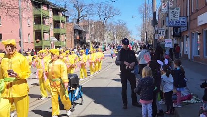 beaches easter parade 2023 weekend Toronto/canada mein easter sunday parade