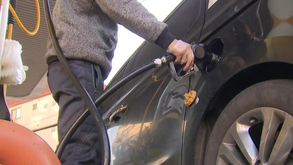 [굿모닝경제] '세수 흉년'에 유류세 인하 폐지 검토...주담대 2.3조 증가 / YTN