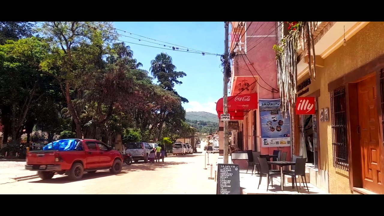 Cascadas de Cuevas - Helechos Gigantes - Parque Amboró - Samaipata, Bolivia