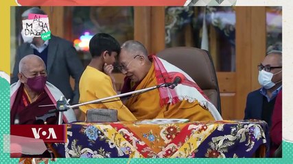 Dalai Lama y el incómodo momento con el niño