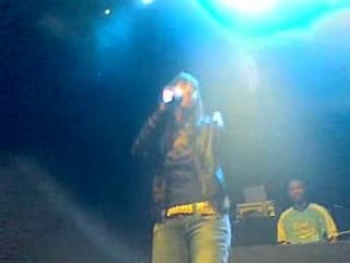 Zaho hey papi premiere parti de la fouine a la cigale