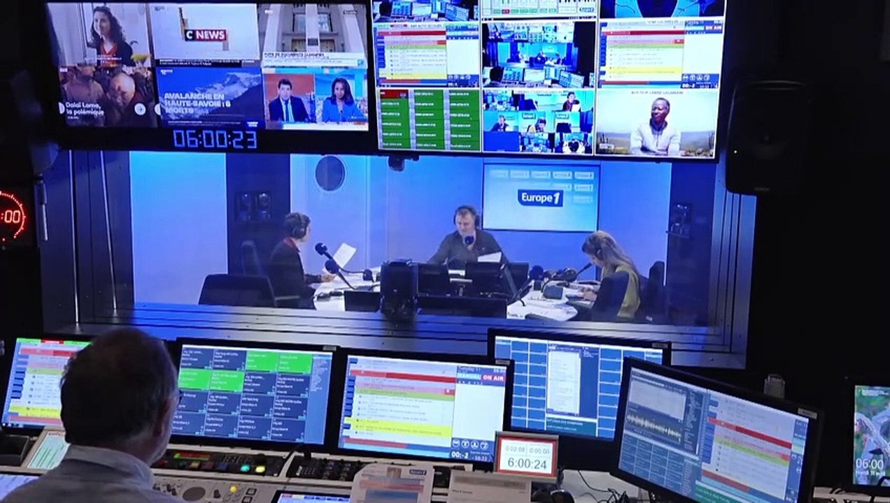 «C'est notre mission» : à Marseille, les pompiers veulent garder l'espoir de retrouver des survivants