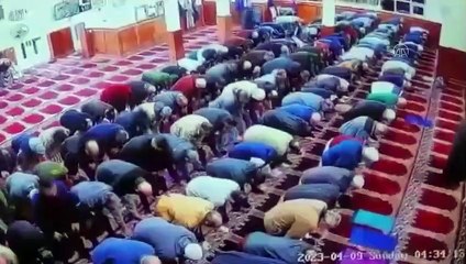 ABD'de cami imamına akılalmaz saldırı! İstanbul'dan gitti namazda imamı bıçakladı