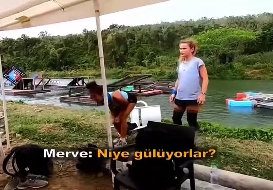 Survivor’dan diskalifiye edilen Merve’nin sinir krizi geçirdiği görüntüler gündem oldu!