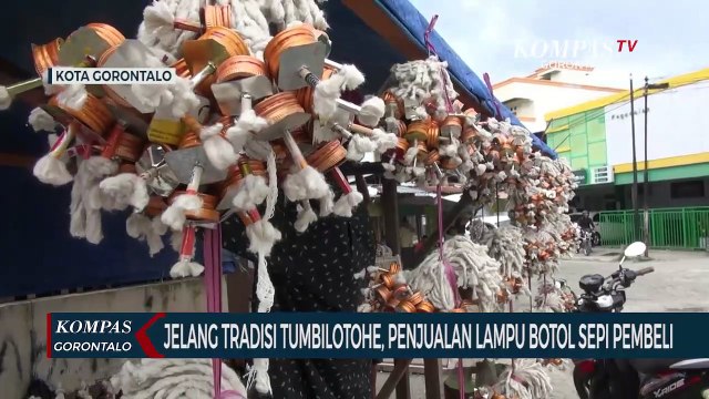 Jelang Tumbilotohe Omset Pedagang Lampu Botol Menurun,Pedagang: Warga Beralih ke Lampu Listrik