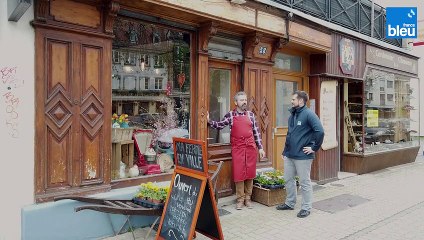 1/5 : L'extérieur de la boutique "Ma ferme en ville" avec Jean-Michel Obrecht