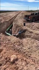 Ce soudeur peut bosser dans n'importe quelle position