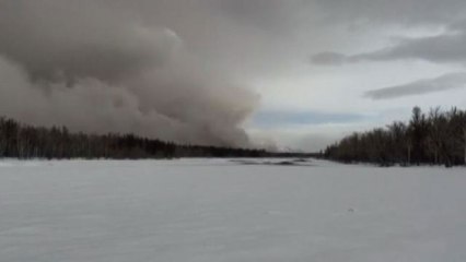 Erutta il vulcano Shiveluch in Kamchatka, enorme nube nei cieli