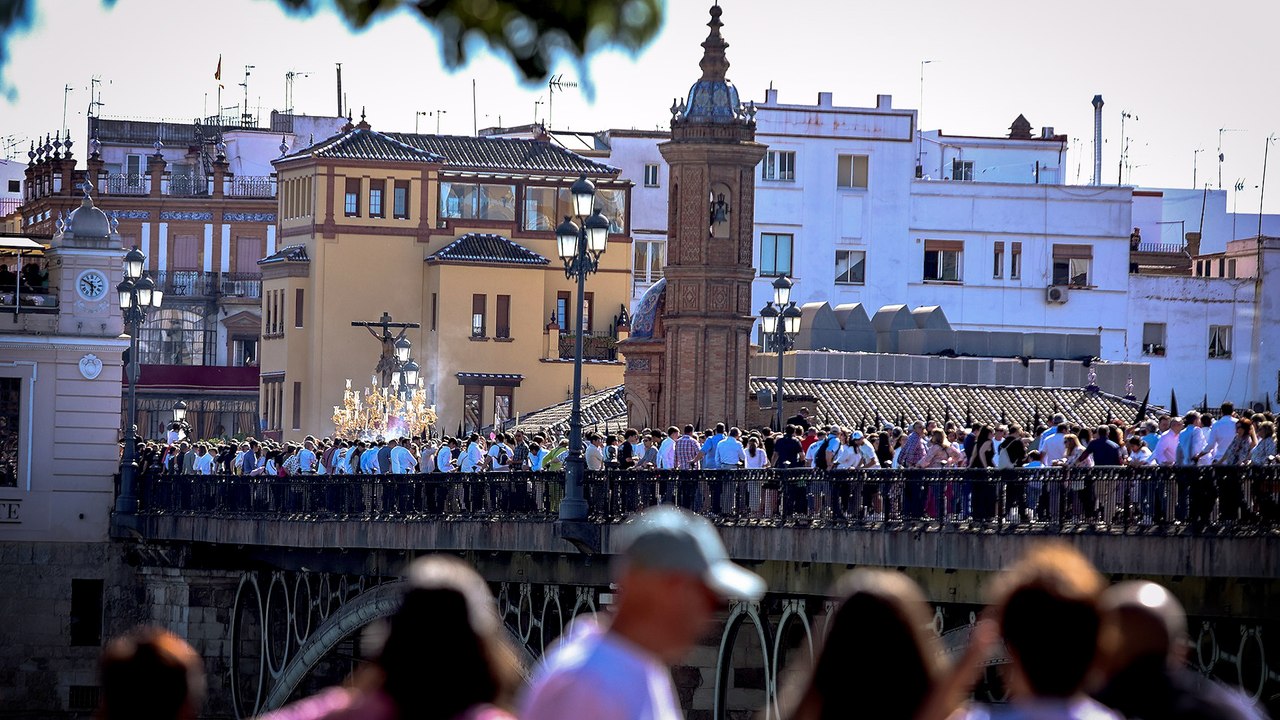 El turismo rompe récords en Semana Santa y supera los niveles prepandemia