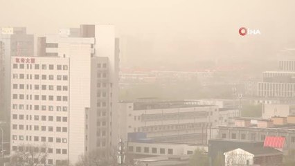 Çin'de kum fırtınası uyarısı
