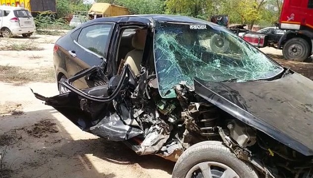 Boy selling balloons got hungry, died while crossing the road to eat