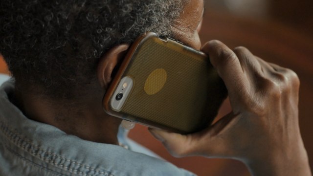 NHS 111 wait times: Almost 4 million people hang up NHS 111 calls due to long waiting times