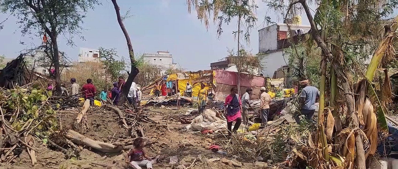 video - सिवनी से हटाई झुग्गी बस्ती