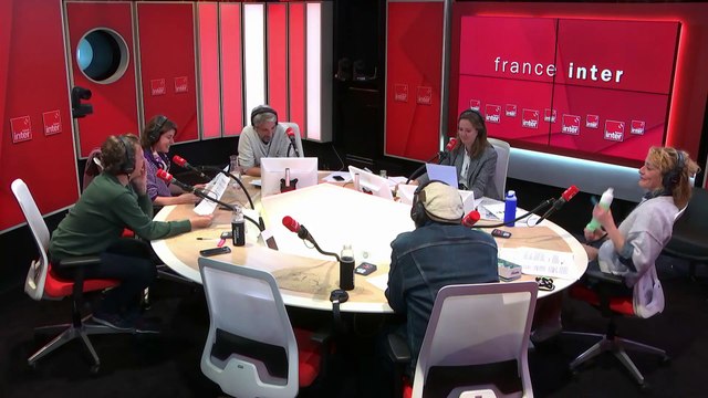 Irène Jacob dans la tête de Rebecca Manzoni - Le Sketch