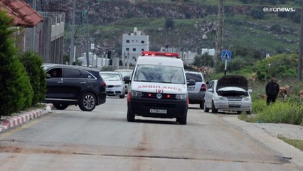 Скачать видео: مقتل شابين فلسطينيين برصاص الجيش الاسرائيلي في الضفة الغربية المحتلة