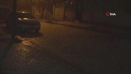 Elazığ'da dolu ve sağanak yağış etkili oldu, iş yerlerini su bastı