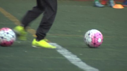 Descargar video: Dos escuelas de fútbol de Granada estafan a 70 menores y jóvenes extranjeros