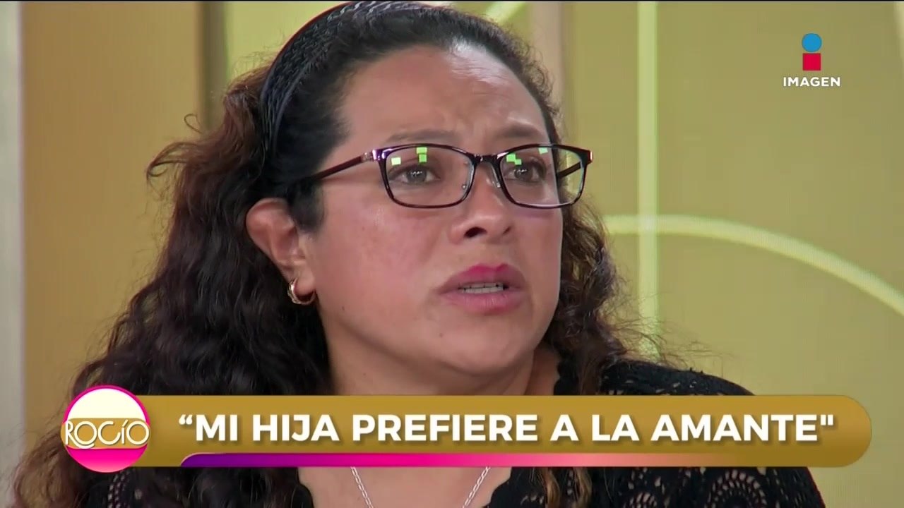 ‘Mi hija me dio la espalda por apoyar a la amante de mi esposo’ | Rocío a tu lado