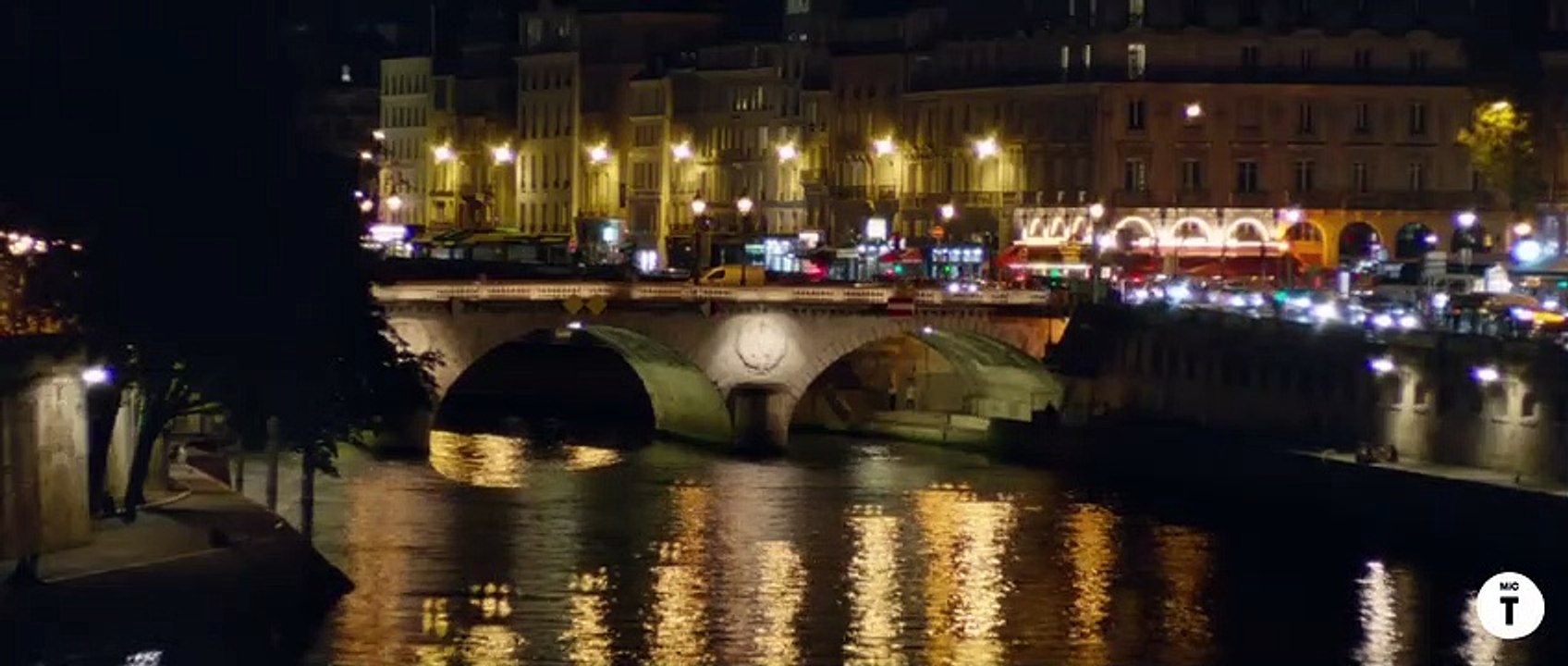Chronique d'une liaison passagère Bande-annonce...