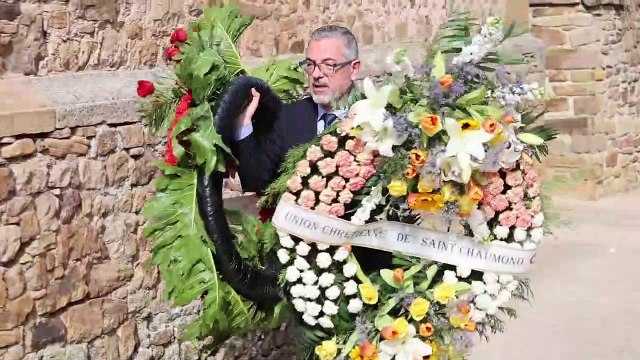 Vecinos, amigos, familiares se despiden de Fernando Sánchez Dragó