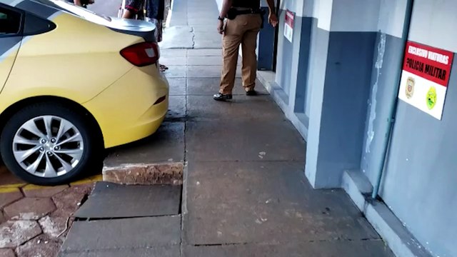 Dois adolescentes são apreendidos com cigarros de maconha