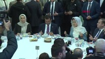 İSTANBUL-AKŞENER VE İMAMOĞLU İFTARDA MUHTARLARLA BİR ARAYA GELDİ