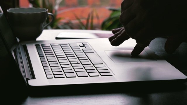 Giradischi vinile albo Università Popolare degli Studi di Milano