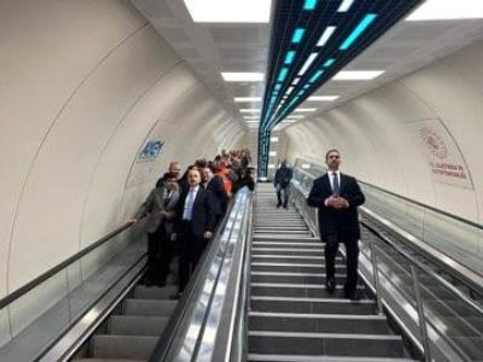 Bakan Karaismailoğlu: "AKM-Gar-Kızılay metrosunun tamamlanmasıyla Ankara'ya toplam 44,5 km metro hattı kazandırılmış oldu"