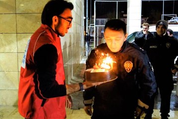 "Kavga var" diye çağrılan polislere pasta sürprizi