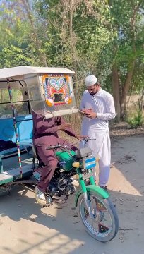 funny videos Nimaz aor paisa |comedy videos |banana Pranks | funny cat | funny animals videos |