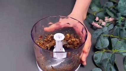 1 انڈا اور کھجور! 10 منٹ میں بہترین کیک! چینی اور تندور کے بغیر! ہر کوئی پرجوش ہے!