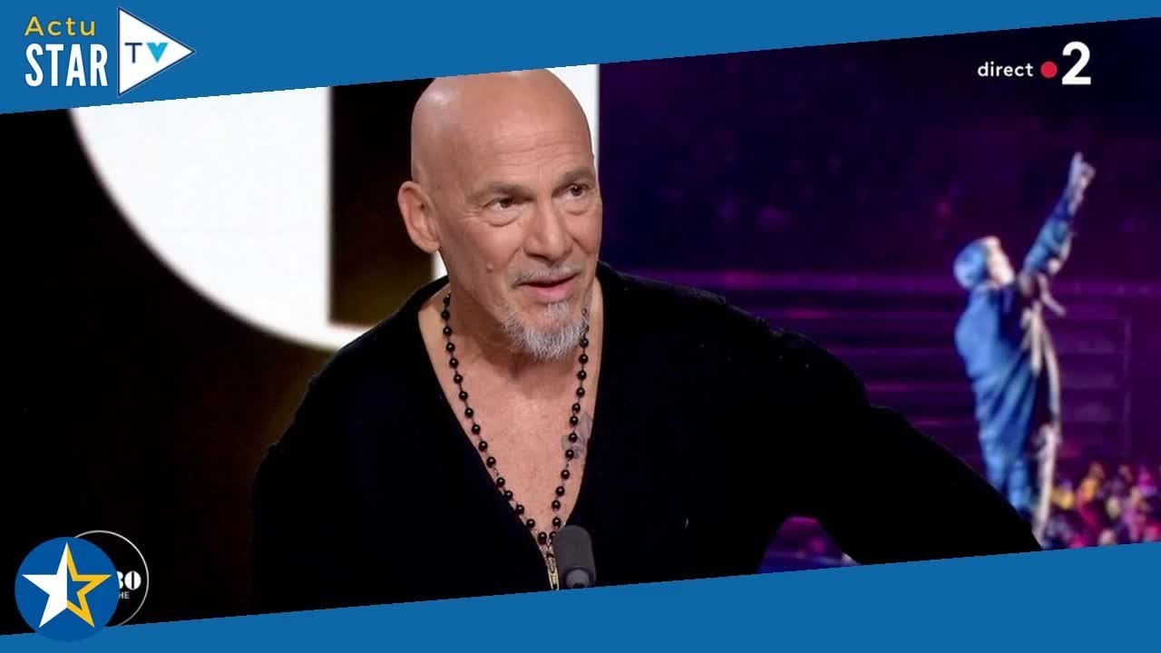 "Ce fut une minute gay" : ce jour où Florent Pagny s'est interrogé sur son homosexualité
