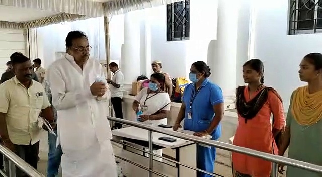 34 ஆண்டுகளுக்கு பின் சட்டமன்றத்திற்கு வந்தார் ஈவிகேஎஸ் இளங்கோவன்