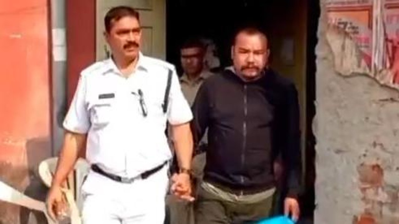 নেশার সামগ্রী পাচারে দোষী সাব্যস্ত চার , ১২ বছরের সশ্রম কারাদণ্ড