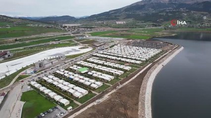 EXPO alanı depremzedelere yuva oldu