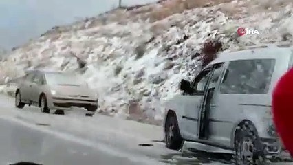 Dolu yağışı kazalara neden oldu, trafik durma noktasına geldi