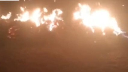 बुलंदशहर में &#039;अग्निकांड, इस इलाके में आग़ ने मचाई तबाही, देखें वीडियो