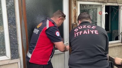 Kapısı açılmayan evde mahsur kalan engelli birey böyle kurtarıldı