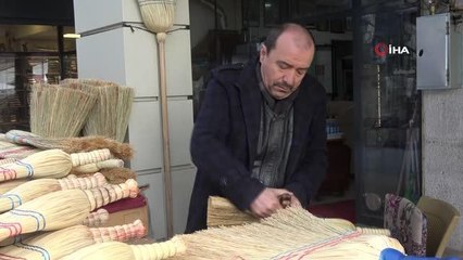 Son teknoloji robot süpürgelerin asırlık rakibi direniyor