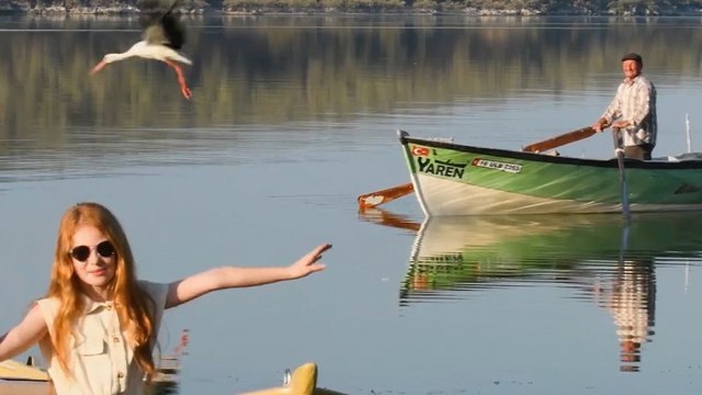 9 yaşındaki Azra şarkı yazdı, Yaren leylek ile Adem amca da klipte oynadı