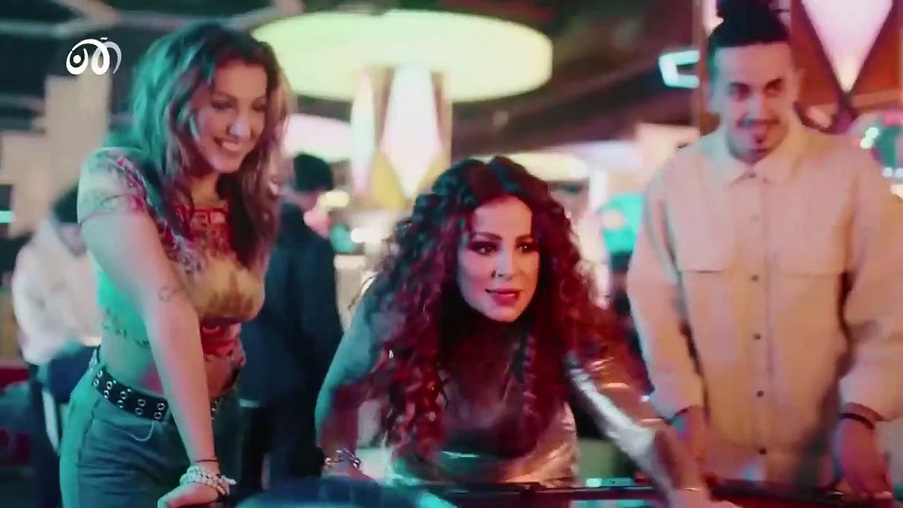 مع النجوم | حبس منة شلبي ، شيرين و دنيا بطمة ترند في 2022, جدل سوشانت سينغ سيرين عبد النور والغناء