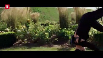 The_Bladed_Grass_Scene___%C3%86on_Flux___CLIP(480p)