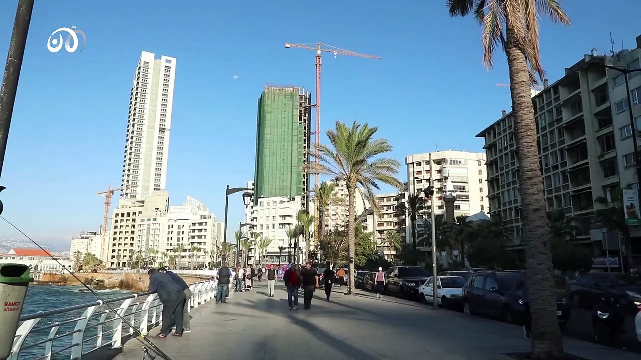 جرب ما تقرب 24 | إيلي جلادة يؤمن الحماية للمارة على الكورنيش.