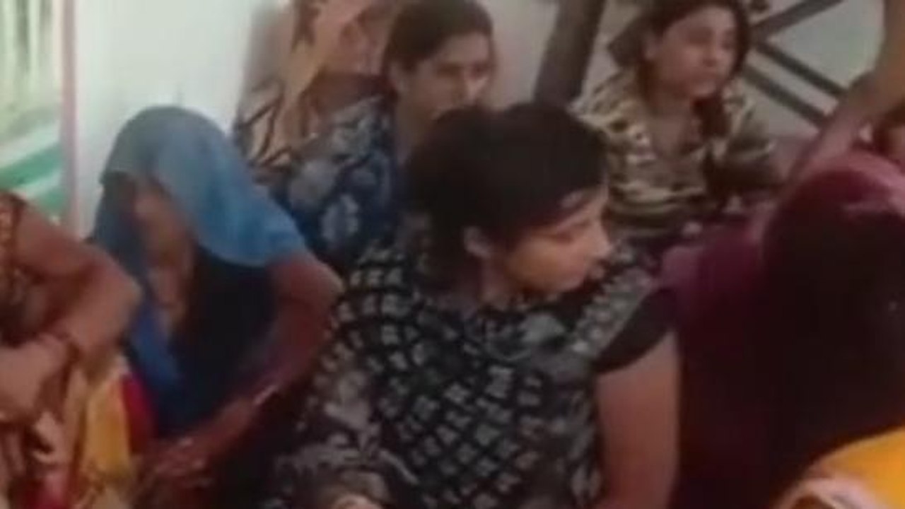 रीवा: फांसी के फंदे से लटकी मिली महिला की लाश, ह्त्या या आत्महत्या में उलझी पुलिस