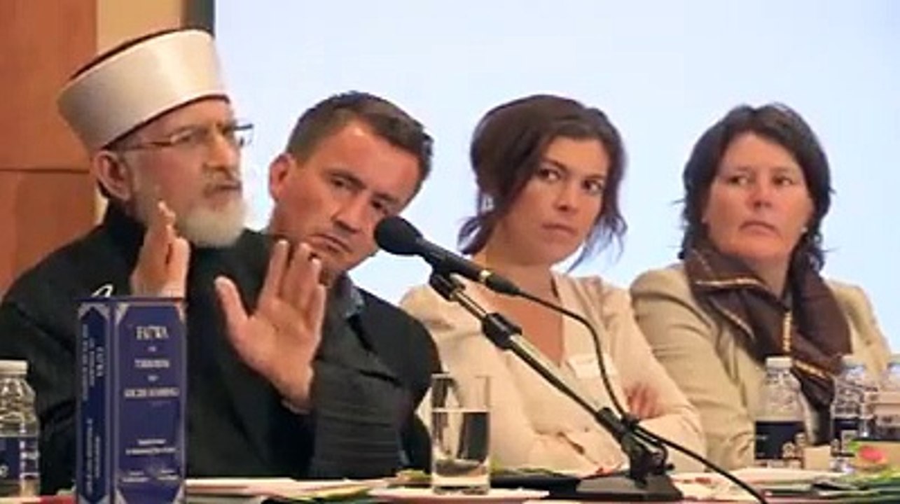 dr tahir ul qadri  bahir kia krte hein