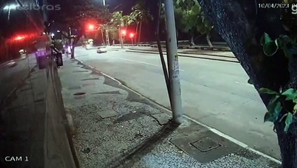 Novo vídeo mostra acidente que causou morte de MC Biel Xcamoso