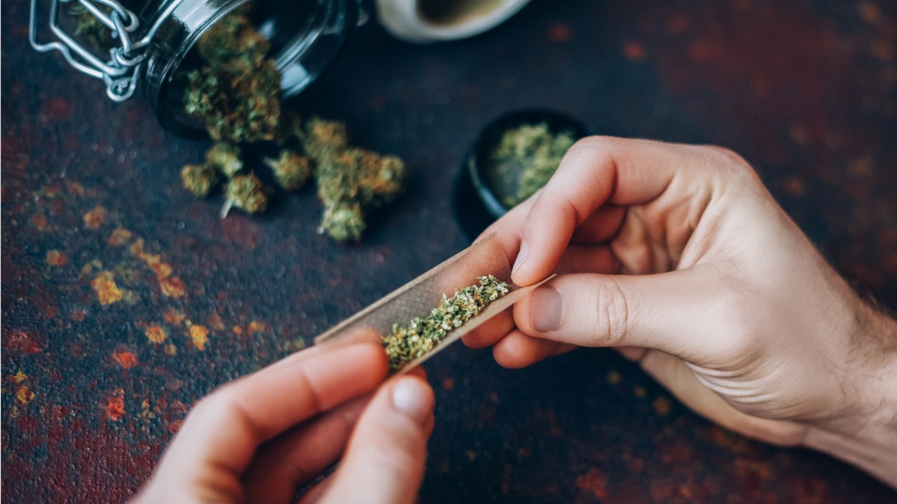Cannabis-Legalisierung in Deutschland kommt in zwei Schritten