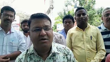 स्टाम्प वेंडर्स ने किया काम का बहिष्कार